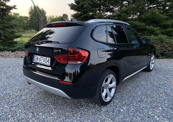 BMW X1 cena 43900 przebieg: 249000, rok produkcji 2011 z Bochnia małe 742